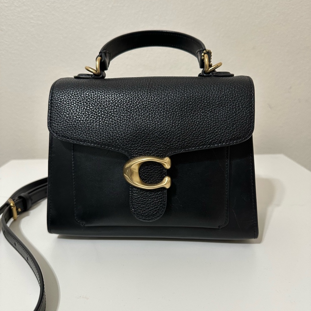 Coach Tabby top handle 20 in Black.